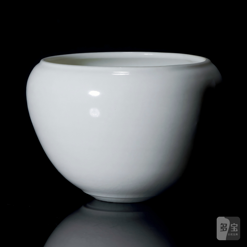 明代 青白釉蛋壳钵